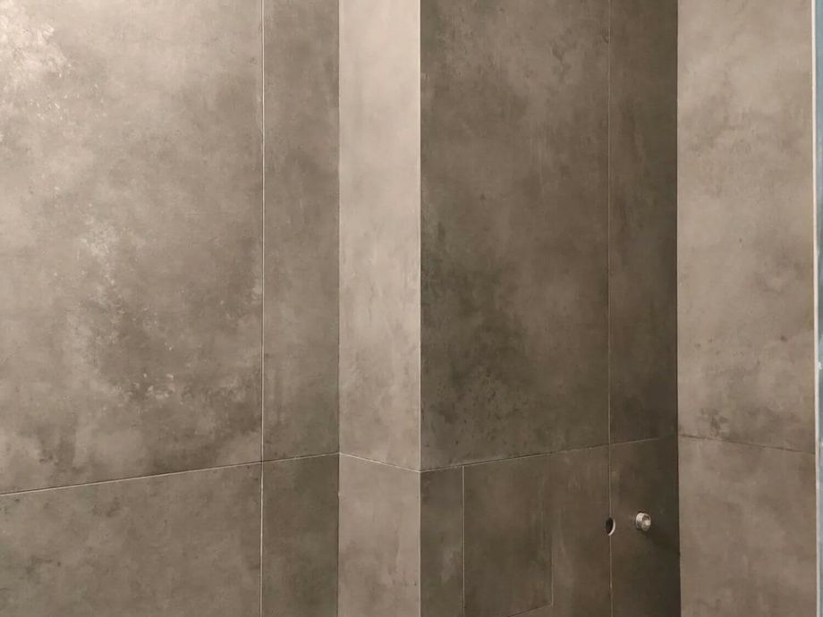 Укладка керамогранита в Санузле на 13 линии В.О. 3