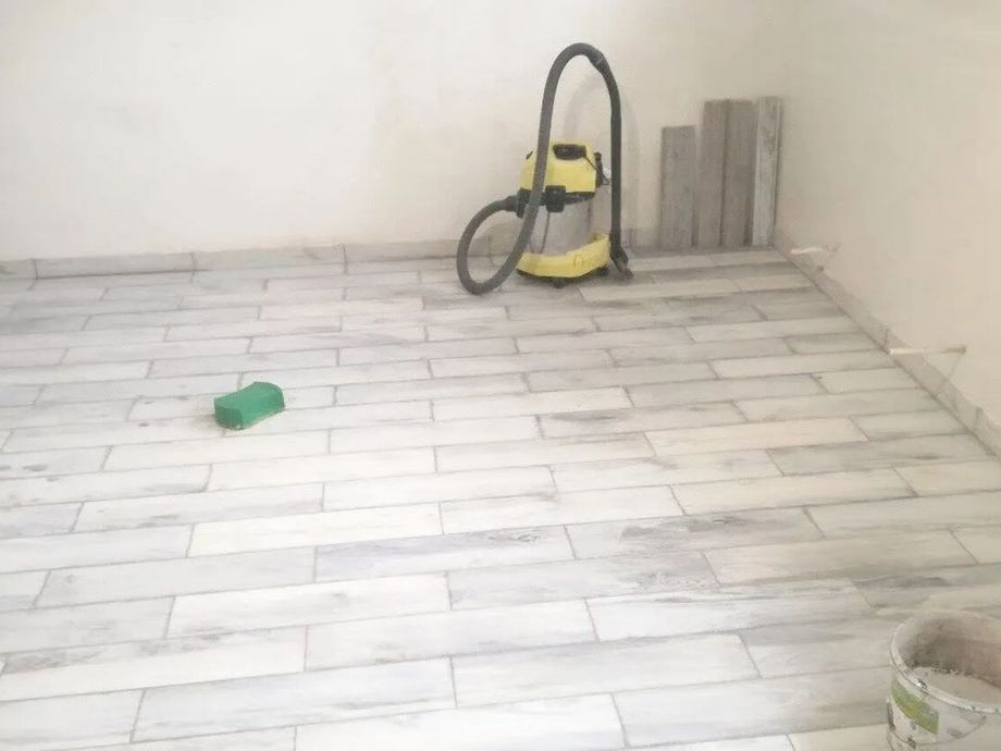 Укладка керамогранита на пол в Горелово